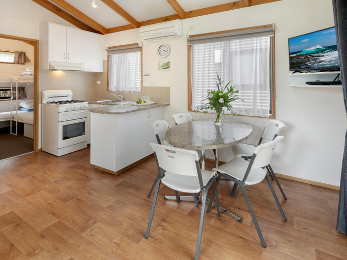 Dining Room 8