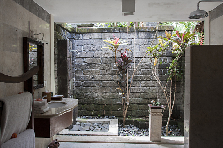 Bathroom 21