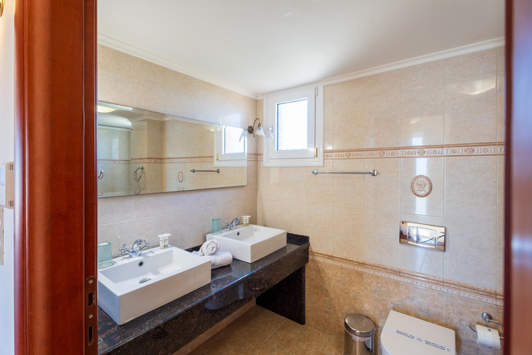 Bathroom 4, Gouves Bay Hotel, Crete