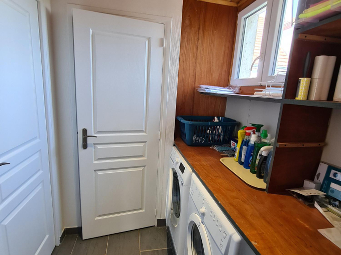 Others 5, Gite cosy pres d'Orleans avec jardin, parking, et equipements complets, Loiret