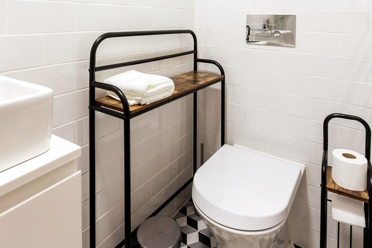 Bathroom 3, OPO Alegria 119, Porto