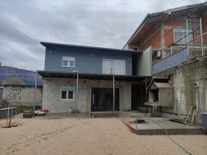 Exterior & Views 1, Apartments Andrea - Two Bedroom Apartment with Shared Swimming Pool, Split