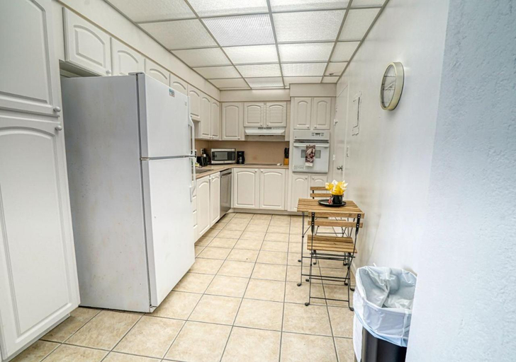 Dining Room 11