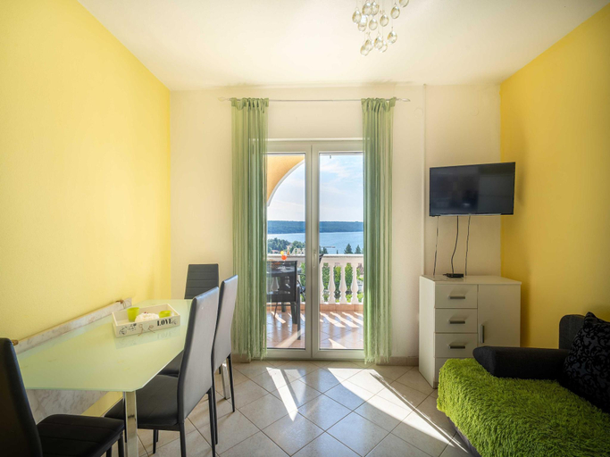 Others 4, One bedroom apartment with terrace, Obrovac