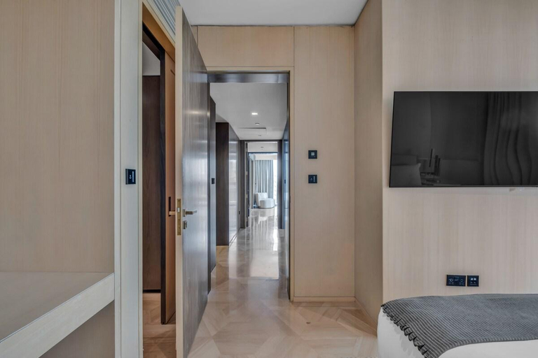 Others 5, Luxurious 3-Bedroom Townhouse at Five Palm, Dubai