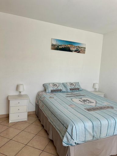 Others 4, Les Ondes - Terrasse RdC Villa Calme Parking Proche Plage, Alpes-Maritimes
