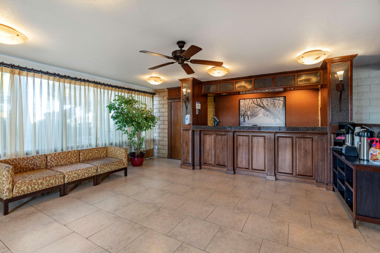 Public Area 2, Best Western Orchard Inn, Stanislaus