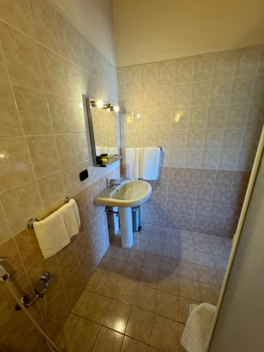 Bathroom 4, Agriturismo Fattoria Gaggio, Varese
