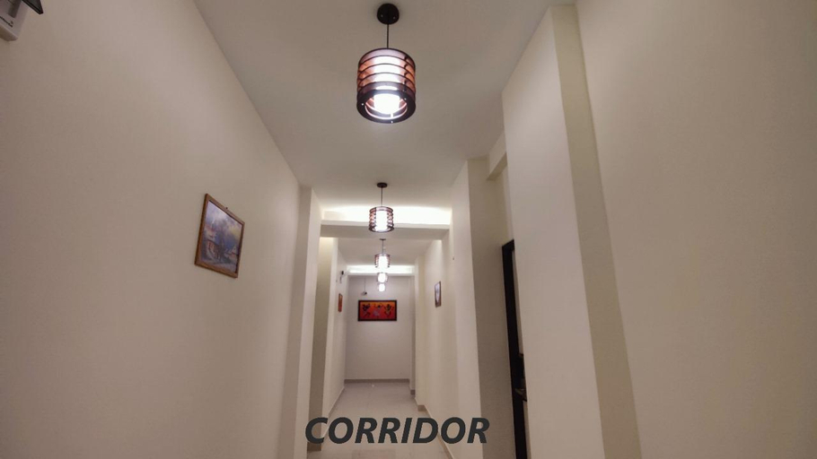 Public Area 3, Hotel Mandi Heights - Bar, Fine Dining & Banquet Hall , Mandi