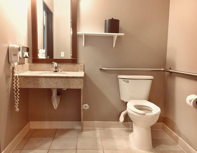 Bathroom 5, Best Western Wheatland Inn, Whitman