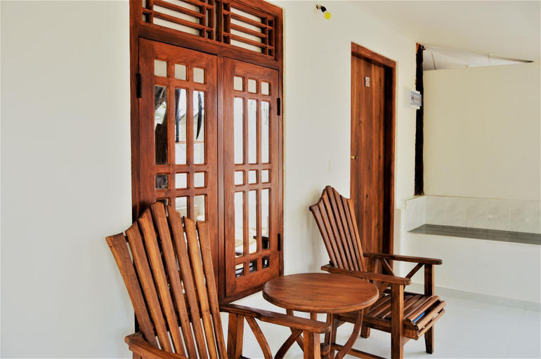 Others 5, SHIM BEACH RESORT, Pothuvil