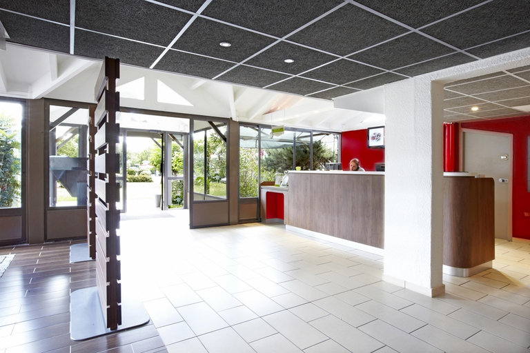 Public Area 3, Campanile NATURE - Bordeaux Lac, Gironde