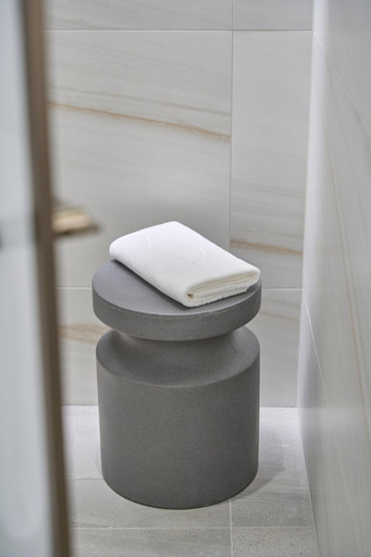 Bathroom 4