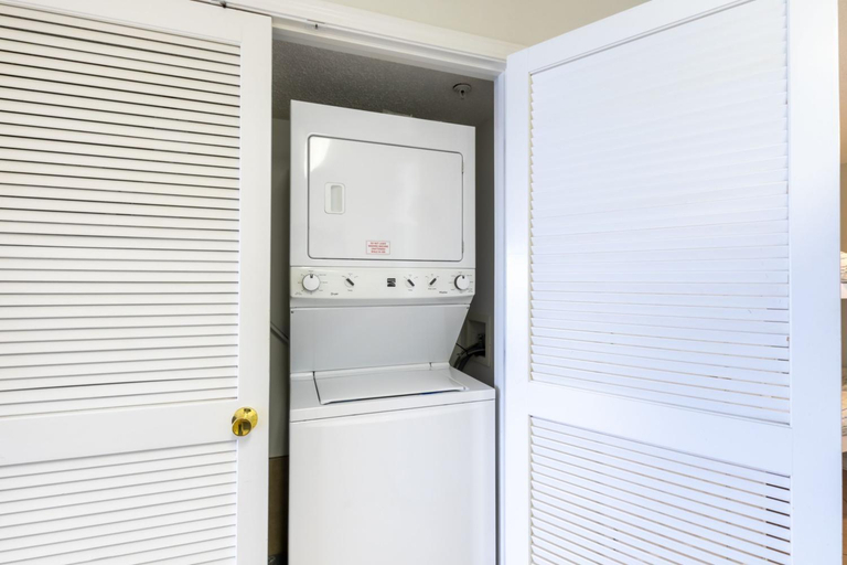 Bathroom 4, Royal Palms Condominiums, Baldwin