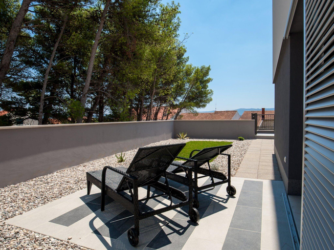 Others 2, Apartments Dva Galeba - Standard One Bedroom Apartment with Terrace 101, Bol