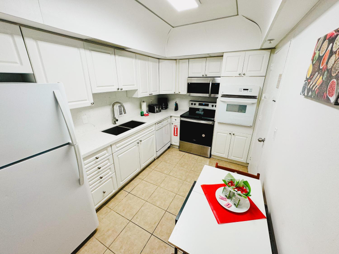 Dining Room 13