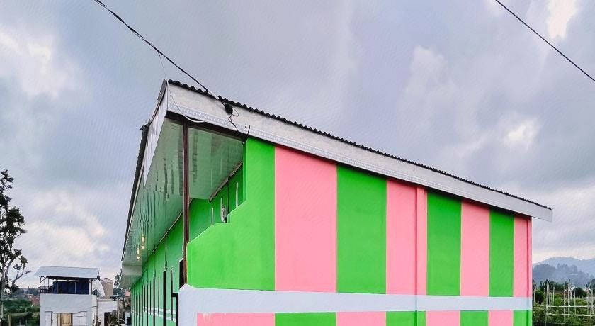 Exterior & Views 4, Kempu Tigan Homestay, Karo