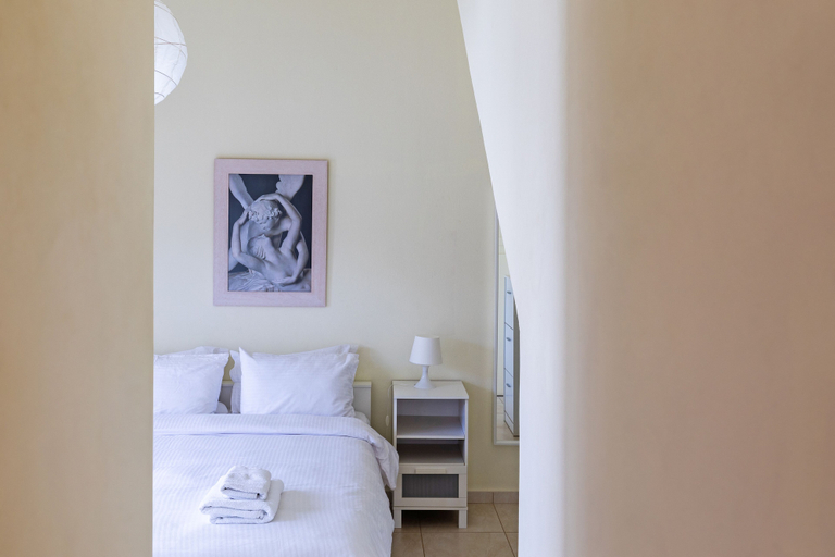 Others 5, Villa Misemeli, Crete