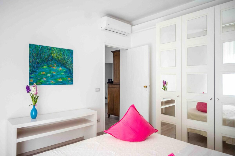 Others 4, Families apartment, Rome