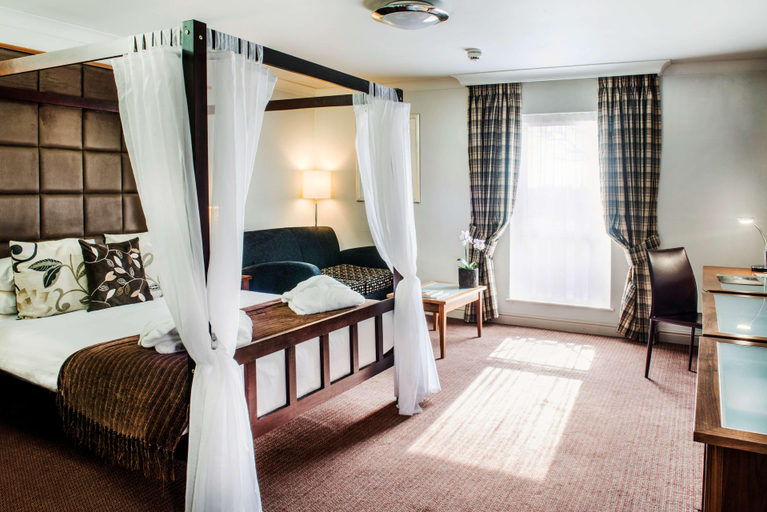 Bedroom 3, De Vere Cranage Estate, Cheshire East