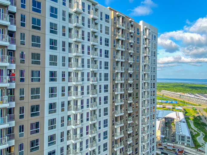 Exterior & Views 2, Tidy Studio Room at Tokyo Riverside PIK 2 Apartment By Travelio, Tangerang