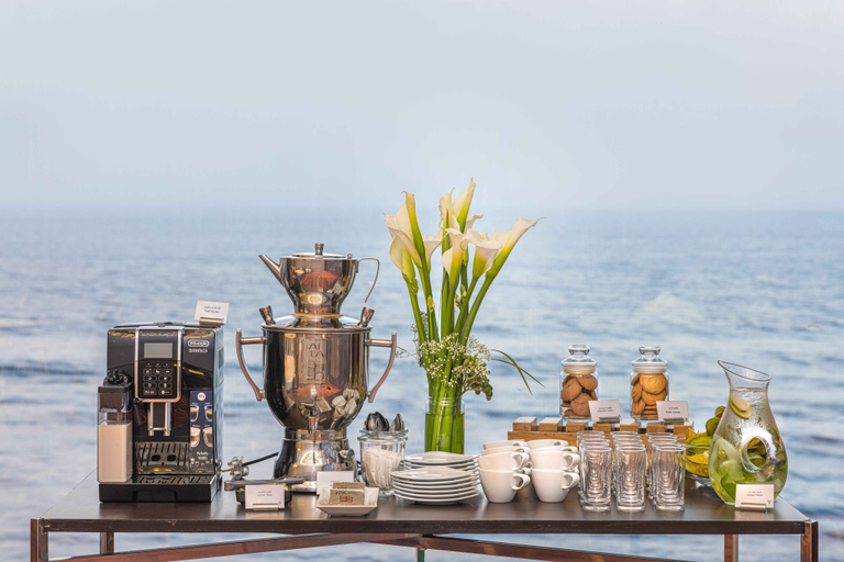 Food & Drinks 1, Radisson Hotel Colombo, Thimbirigasyaya
