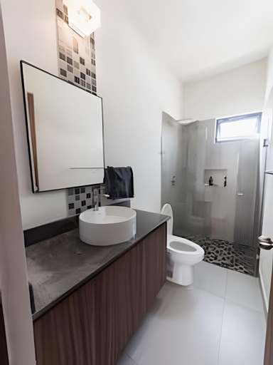 Bathroom 4, Departamentos en Araquuna Mezcales, Compostela