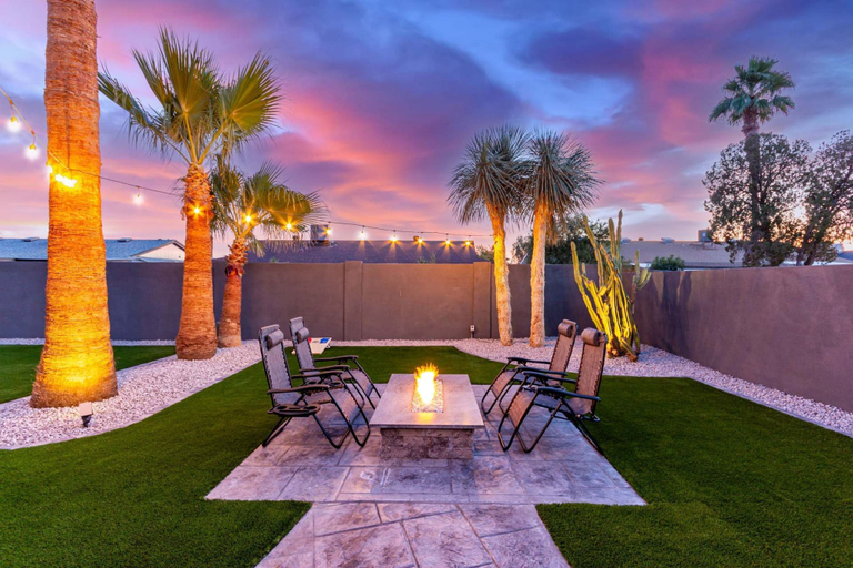 Room 2, NEW Greystone on Osborn Heated Pool Firepit, Maricopa