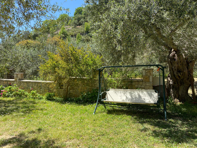 Others 4, Oliveto e mare, Epirus