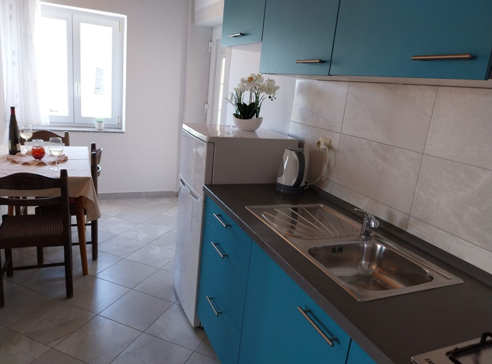 Others 2, Metajna House With Pool And Sea View, Novalja