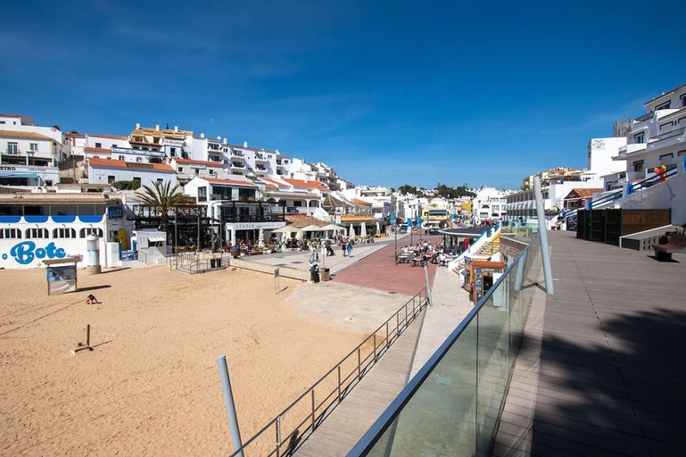 Room 3, 12a Travessa da Naus Modernised yet Traditional, Lagoa