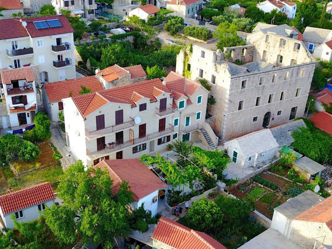 Others 4, Apartments Paloc - Bungalow with Garden view, Bol