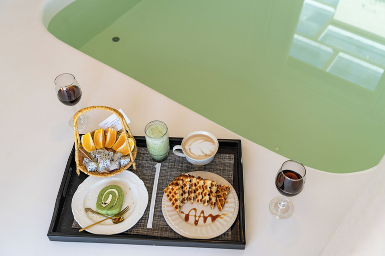 Food & Drinks 4, Muyi Seaview Holiday Homestay, Dali Bai