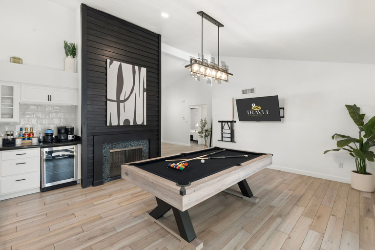 Room 4, Scottsdale Palms Pickle-putt-swim-bocce Bbq-gym, Maricopa