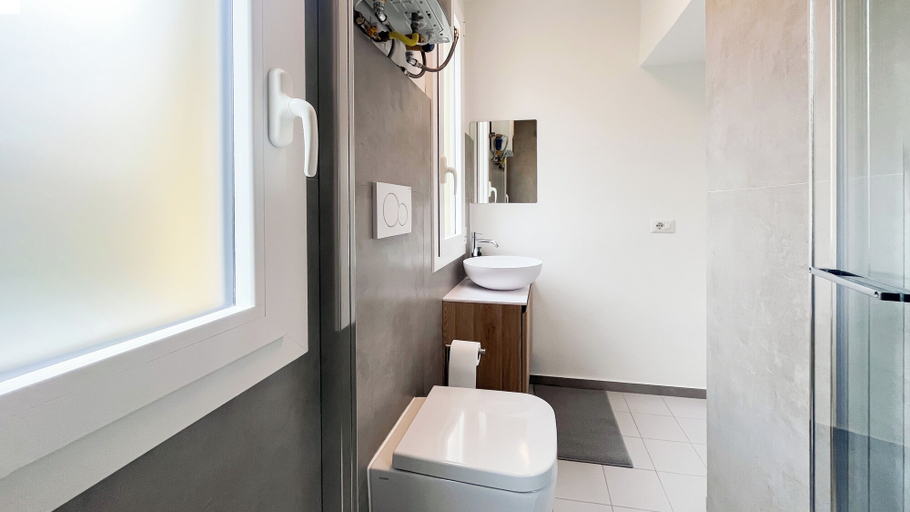 Bathroom 5, Colorful studio- Bramante 41, Milano