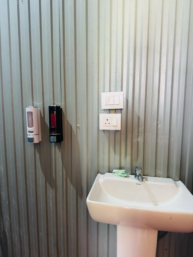 Bathroom, Sunrise Resort, Tehri Garhwal