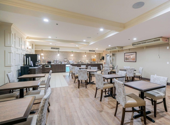Food & Drinks 5, Best Western Peace Arch Inn, Greater Vancouver