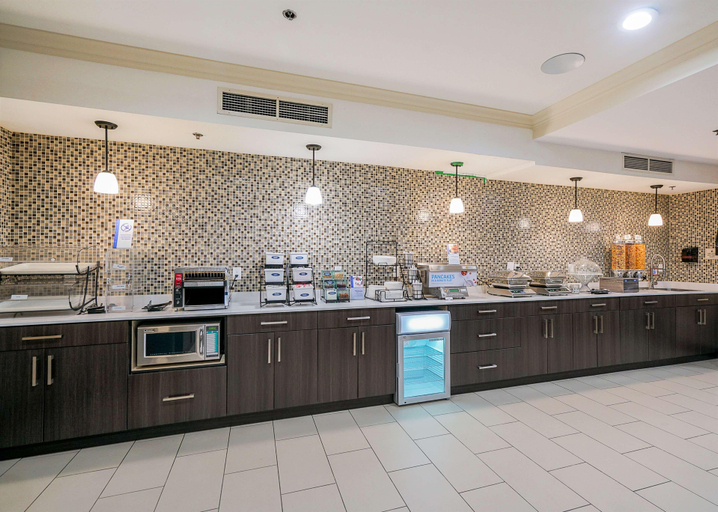 Food & Drinks 5, Best Western Peace Arch Inn, Greater Vancouver
