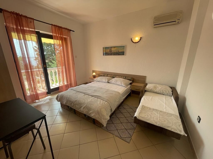 Bedroom 3, Apartman Talia 2, Crikvenica