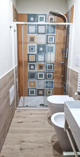 Bathroom 3, marte rooms, Salerno