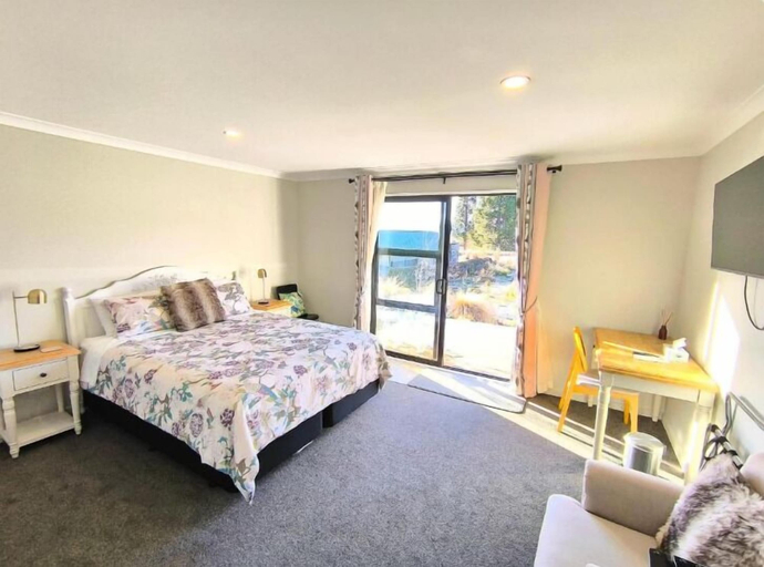 Bedroom 3, Alice Garden, Mackenzie