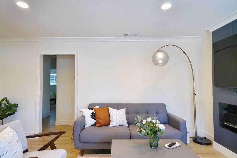 Others 5, @ Marbella Lane - Vibrant 4BR RWC Ldry + P, San Mateo
