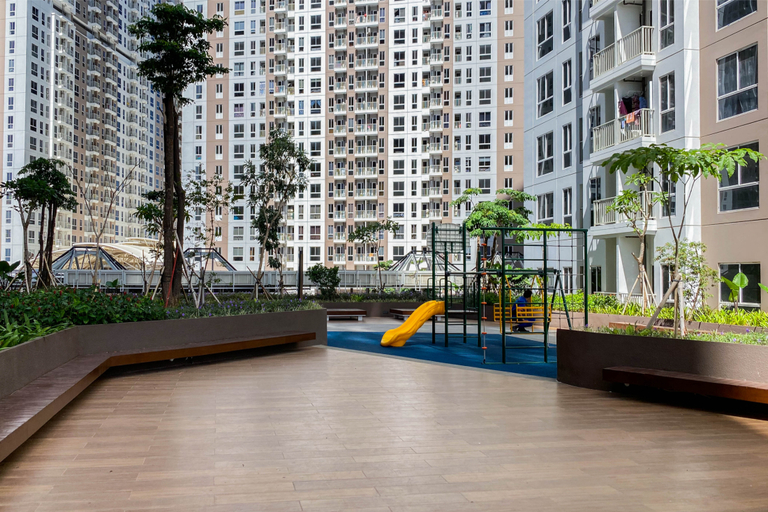 Exterior & Views 2, Compact and Homey Studio at Tokyo Riverside PIK 2 Apartment By Travelio, Tangerang