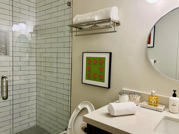 Bathroom 3, @marbella Lane - Stargazing Desert Oasis, San Bernardino
