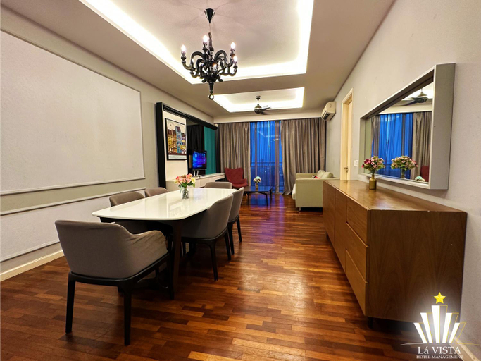 Dining Room 4