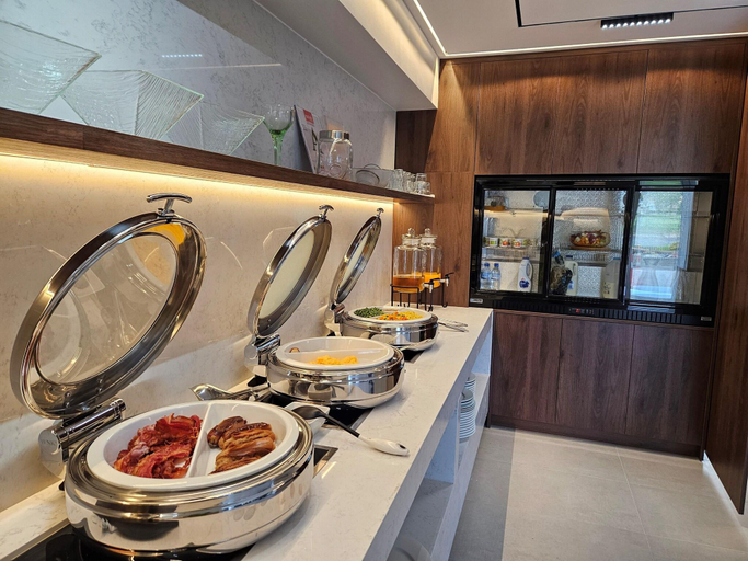 Food & Drinks 5, Best Western Newmarket Inn & Suites, Waitakere