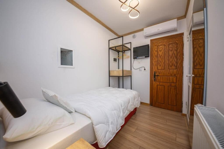 Bedroom 2, Bed and Breakfast Kotoni, Gjirokastrës