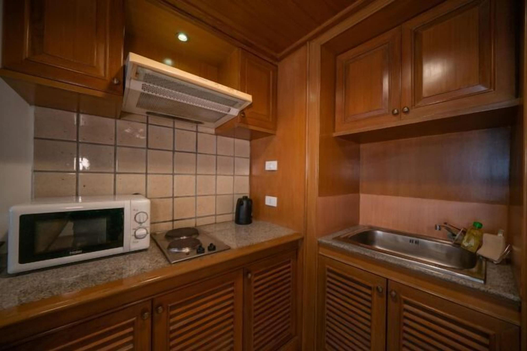 Dining Room 8