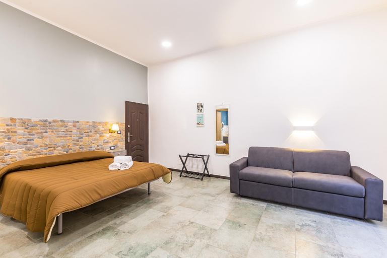 Bedroom 2, Studios 3 in Napoli With 1 Bathrooms, Napoli