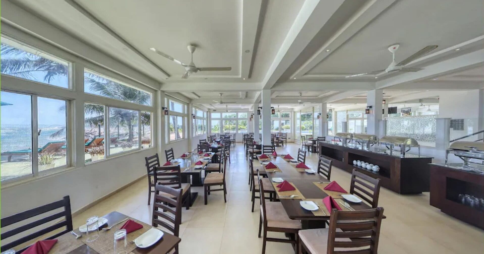 Food & Drinks 3, Manara Beach Resort, Beruwala